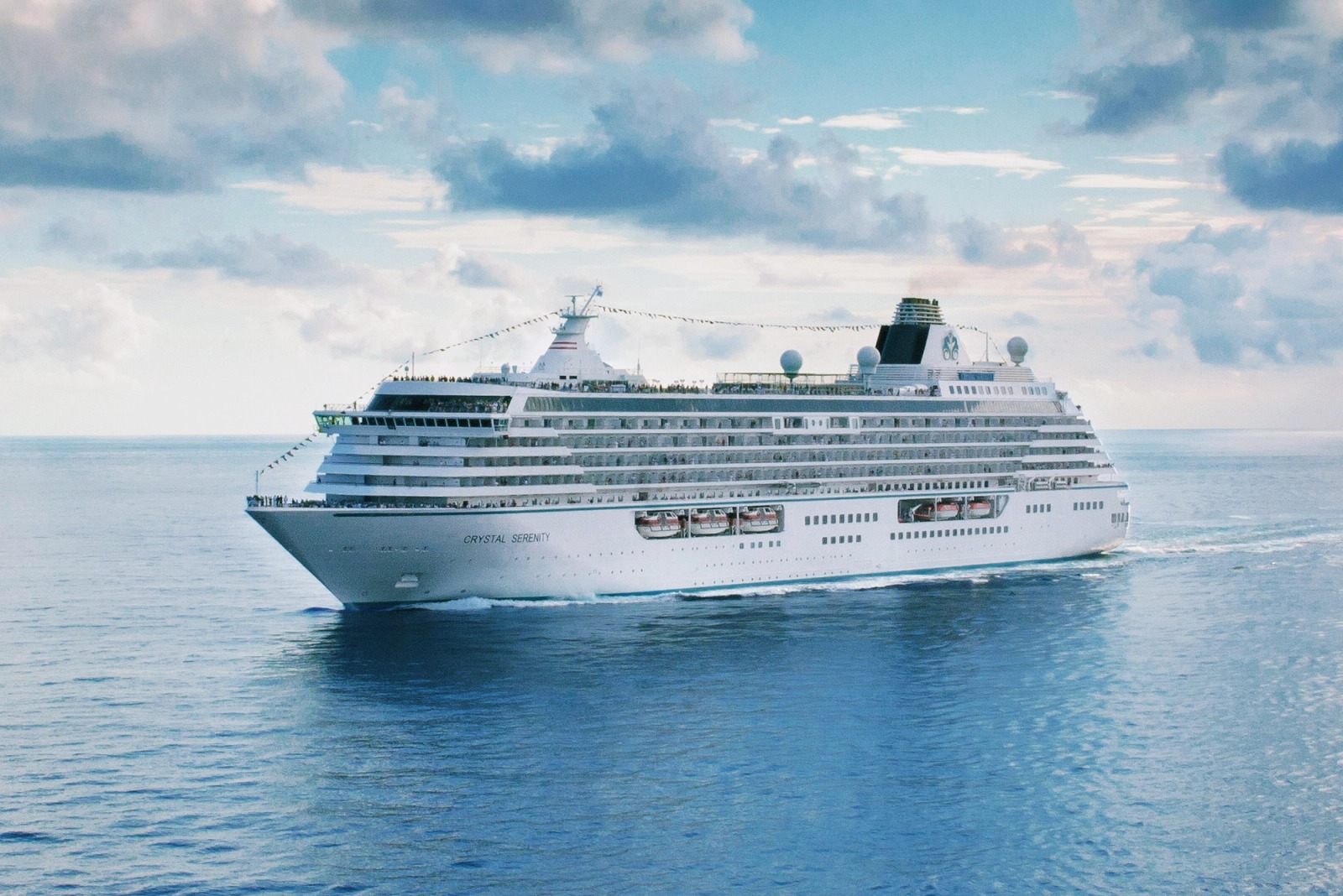 Crystal Serenity cruising at sea